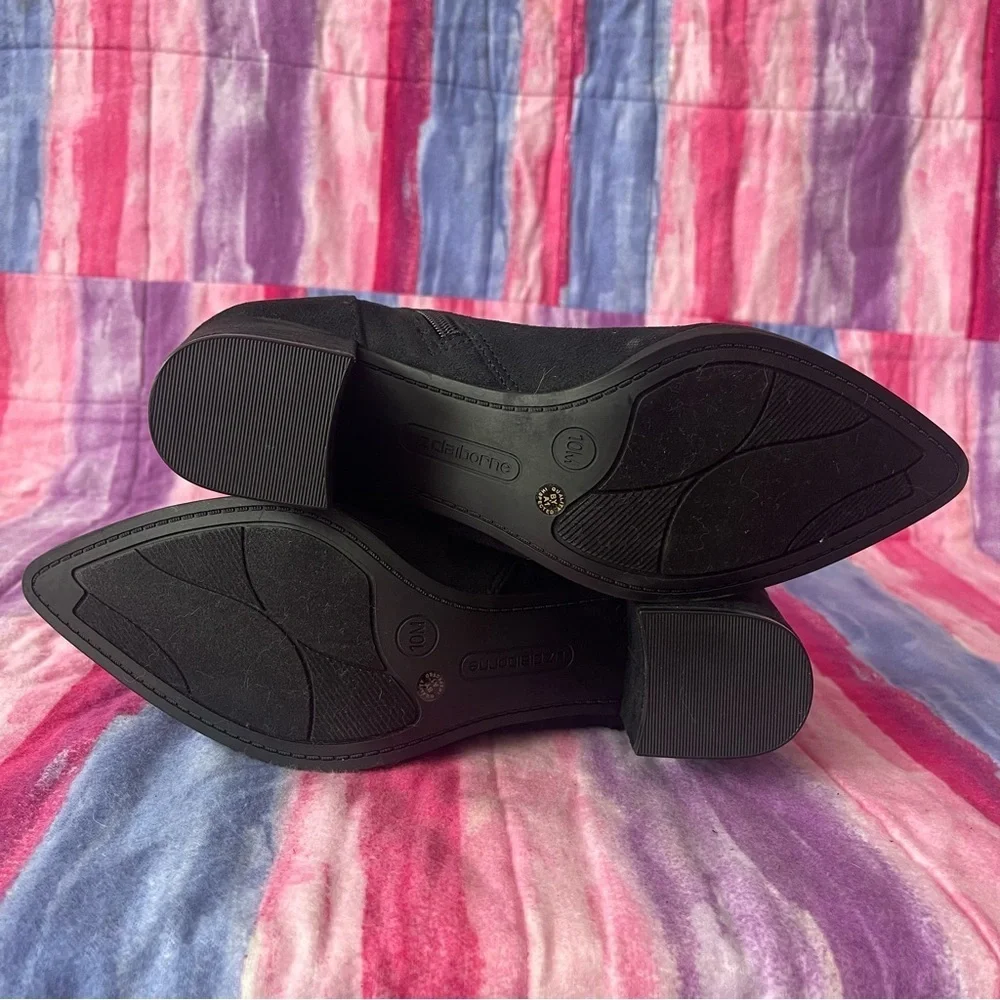 Liz Claiborne Black Ankle closed toe Booties with Gold Buckle size 10 new